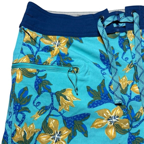 Patagonia Men's Stretch Wavefarer Boardshorts - 30” Waist x 21" Length NWT - Picture 4 of 7